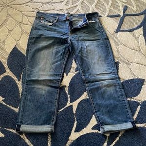 Denizen from Levi cropped Capri